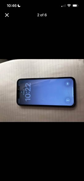 A picture of iPhone 12 128gb