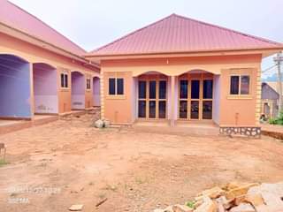 A picture of 8 double rooms for sale at kireka they make 2m