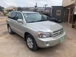 A picture of Toyota Highlander 2005