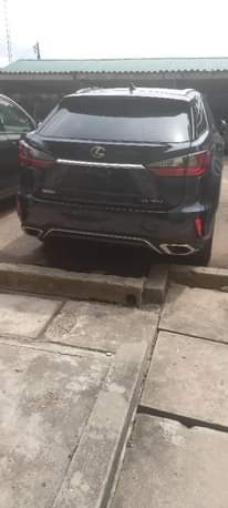 A picture of LEXUS RX 350
