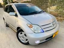 A picture of TOYOTA IST DUN