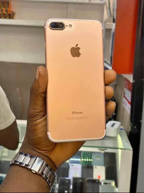 A picture of IPhone 7 Plus Inauzwa Contact 0627579027