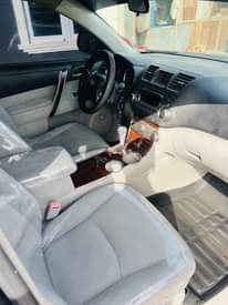 A picture of 2012 BRIEFLY DRIVEN TOYOTA HIGHLANDER SPORT EDITION ENGINE GEAR AND