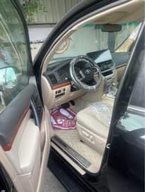 A picture of Toyota Landcruser year 2014 upgrade 2023 v6 petrol Whatsupp 971566476127