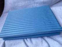 A picture of Hotel collection bedsheets 2besheets 2pillowcases Sizes.......5 6 6 6 145000