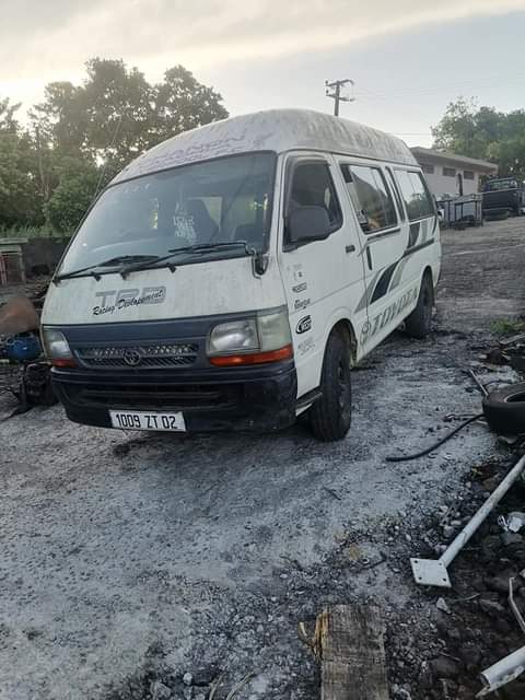 used toyota hiace