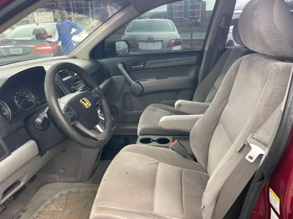 A picture of Slightly used Unregistered 2008 Honda CRV 4.8m net price Abuja