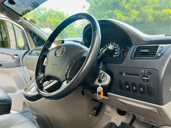 A picture of Toyota Alphard 0788078007 Price Bei 20 8mil