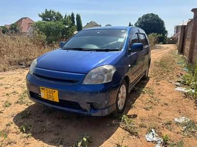 A picture of Toyota raum for sale 0682036397