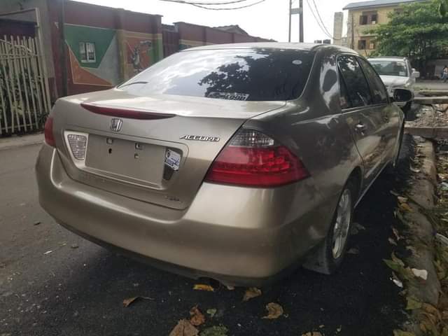 A picture of HONDA ACCORD 08063194033