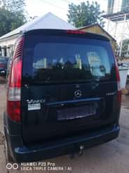 A picture of EXTREMELY CLEAN AND AFFORDABLE 2006 FOREIGN USED VANEO CB1 17