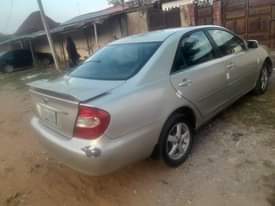 A picture of TOYOTA CAMRY 2004 MODEL