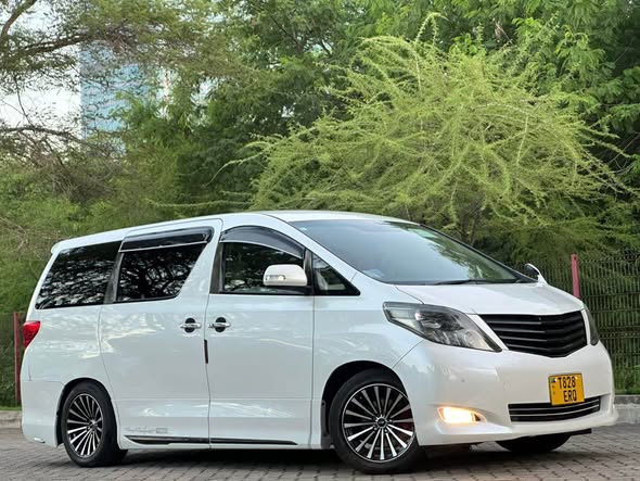 A picture of TOYOTA ALPHARD