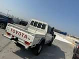 A picture of Toyota landcruser pickup 2013 model diesel