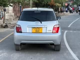A picture of Toyota Ist Nzuri Sana Bei Mil 11 800 000 Piga
