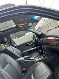 A picture of 234 813 013 6002 Mercedes Benz GLK350 Used 2011 model