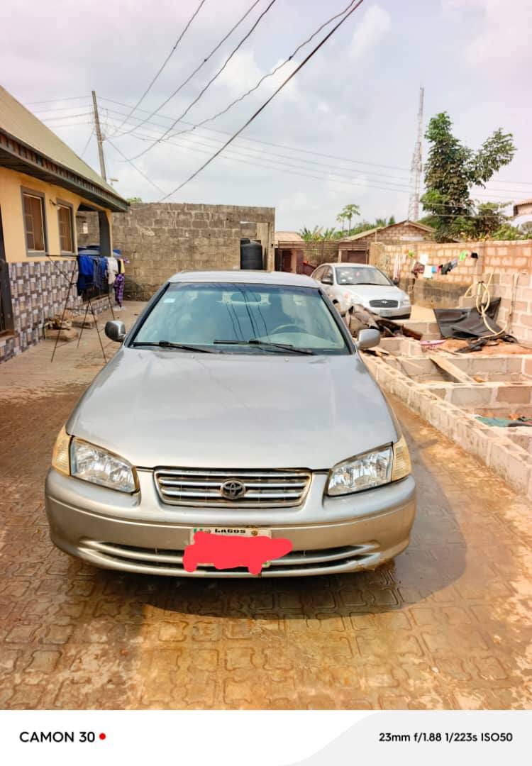 A picture of TOYOTA CAMRY 02 08069557848