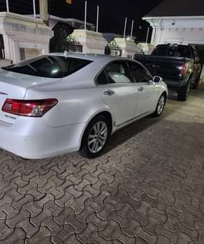 A picture of Few months used Lexus ES350 toks standard Year 2011 Price