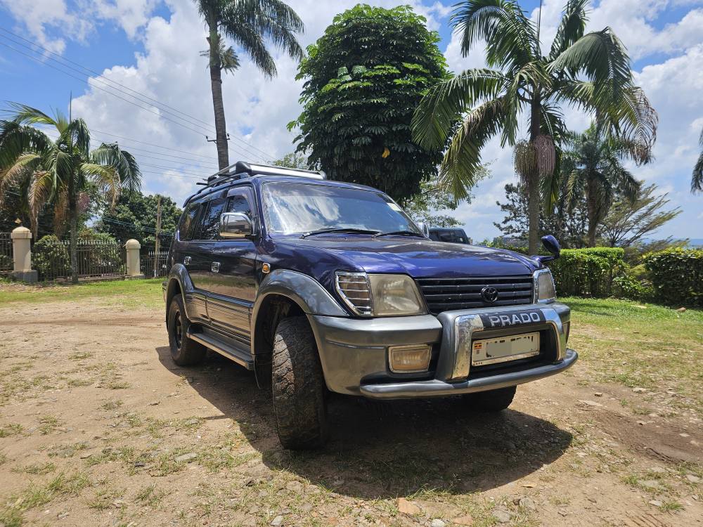 A picture of Prado TX 1kz Diesel 20m WhatsApp 0726057699