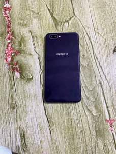 A picture of Oppo A5 clean