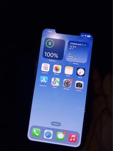 iPhone M.