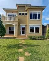 houses munyonyo