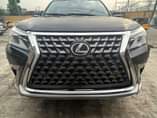 A picture of Lexus Gx460 2013 up 2020 6months used