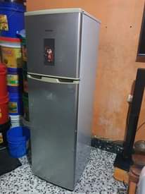 A picture of Nauza fridge nzuri hisense offer lak 340k