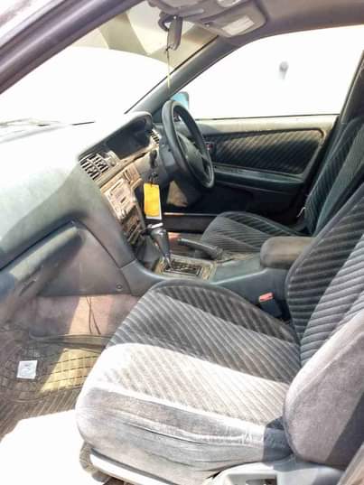 A picture of Toyota chaser avante