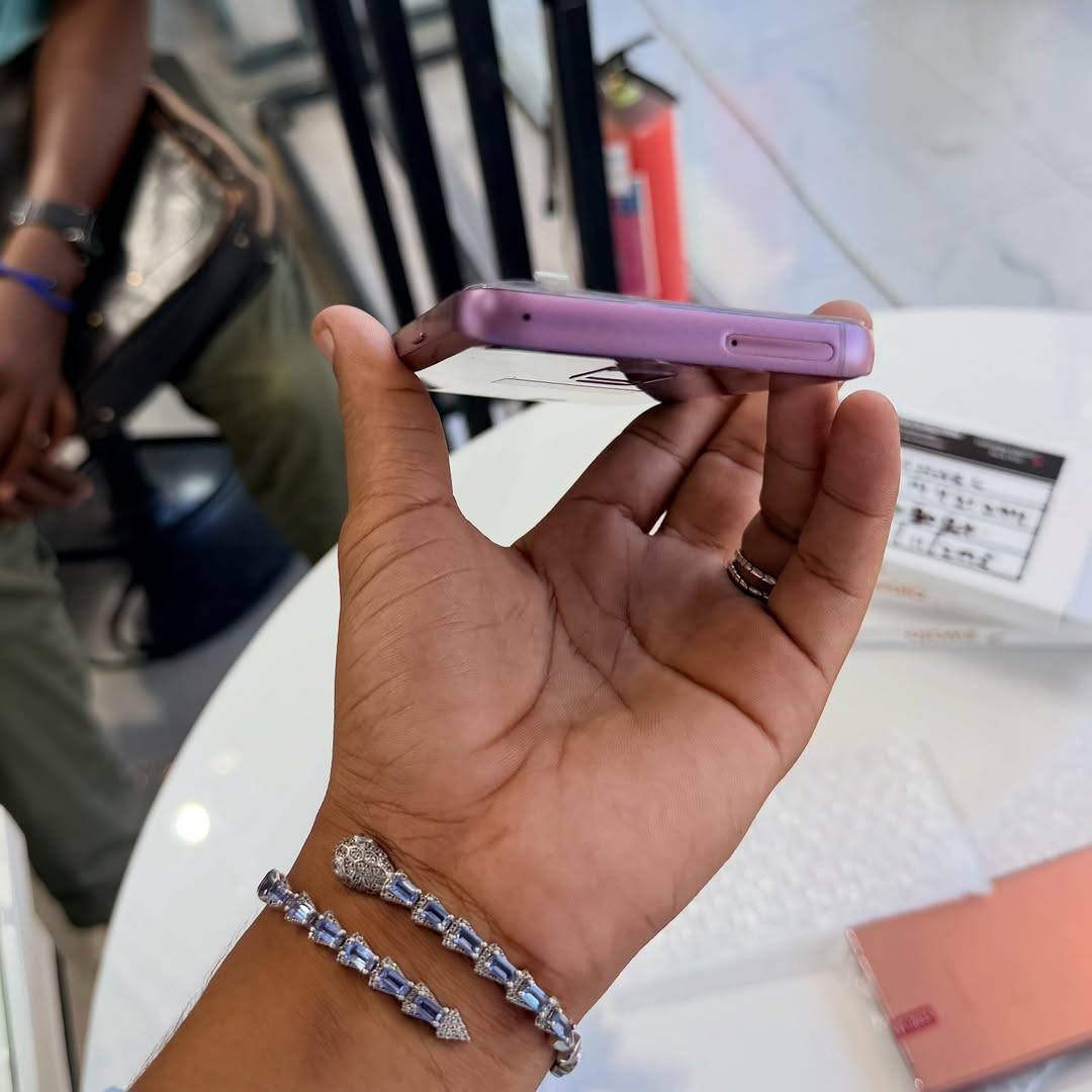 A picture of SAMSUNG GALAXY S9
