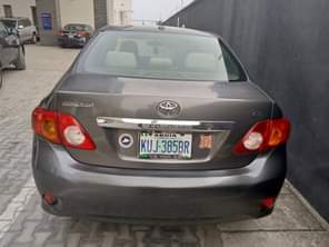 A picture of Toyota Corolla 2010 model first body untouched engine and gear