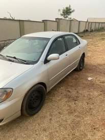 A picture of Toyota Corolla 2004