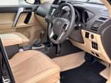 A picture of LAND CRUISER TX150