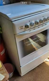 A picture of ARISTON COOKER 2 2