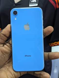 A picture of iPhone XR