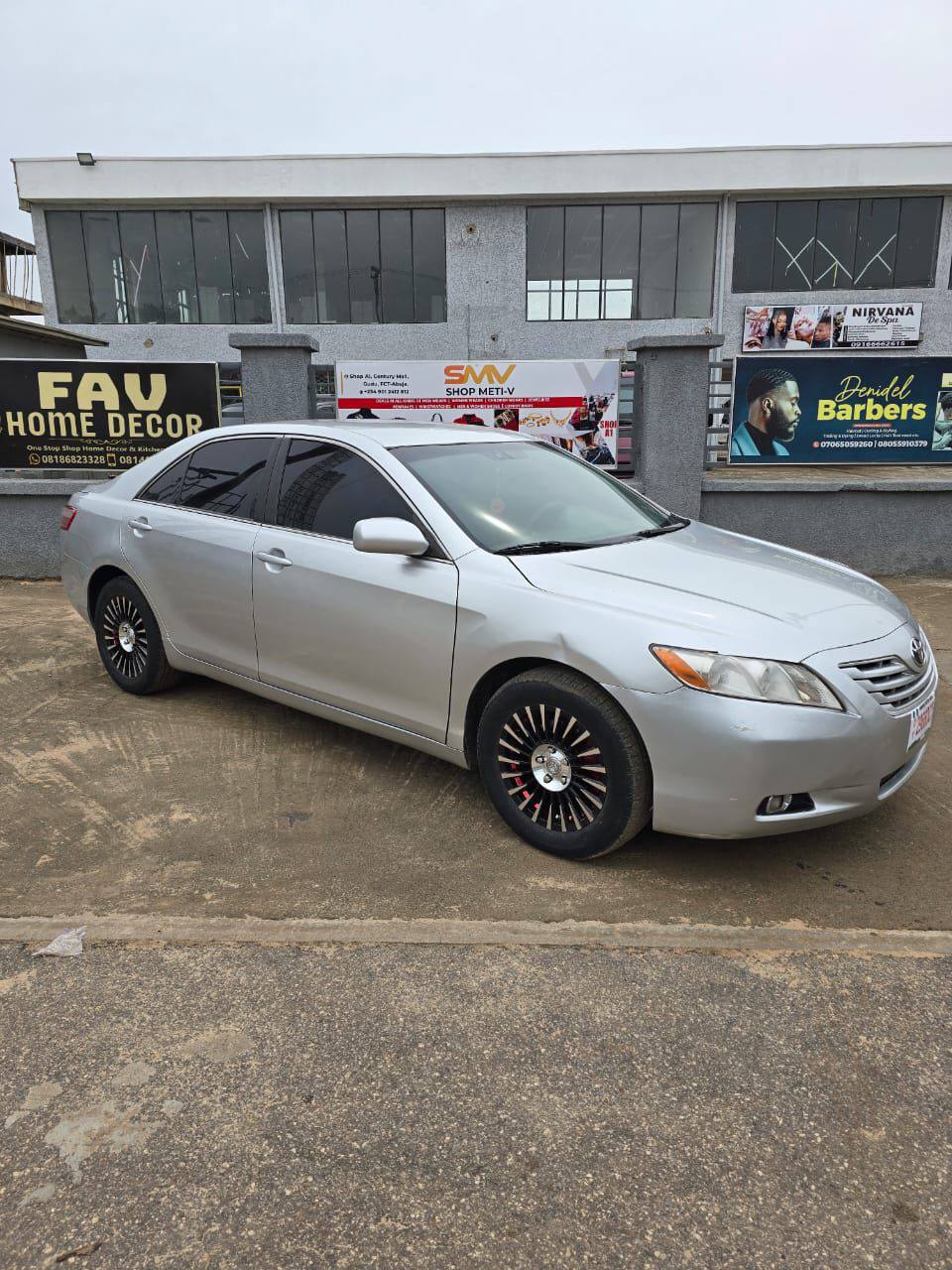 A picture of  6.7m TOYOTA CAMRY LE BELGIUM GRADE DUTY FIRST BODY