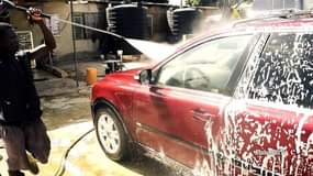 A picture of TUMELETA MACHINE ZA KUOSHA MAGARI Zina pressure kali sijawahi ona