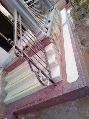 Wallen J.