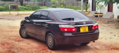 A picture of Toyota PREMIO