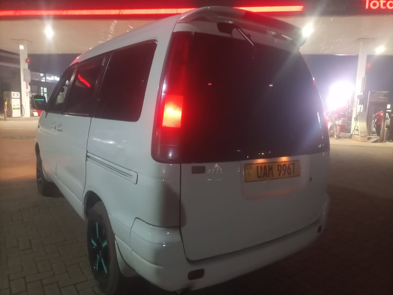 A picture of TOYOTA NOAH UAM AT 12M 0704522160 on WhatsApp 0776522160