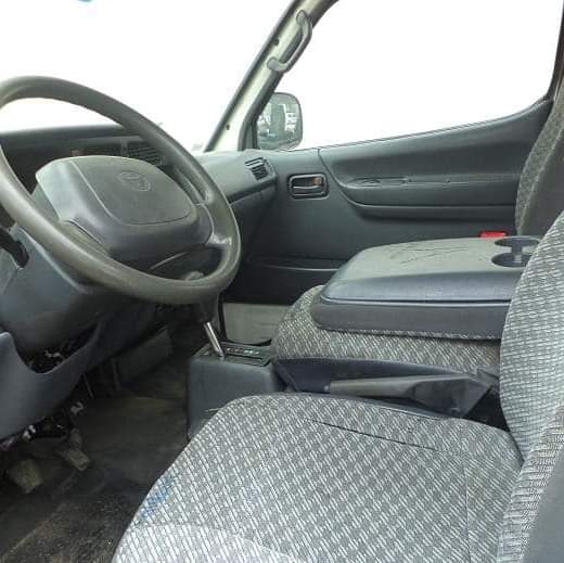 A picture of Very Neat Toyota Hiace Bus percent first body 800K