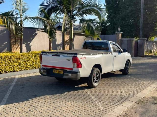 used toyota hilux