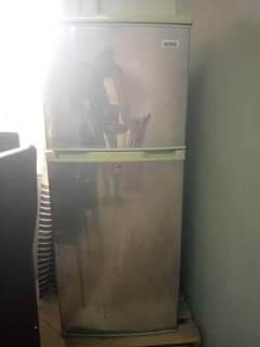 A picture of Friji brand ya boss tsh 250 000 Simu 0695000498