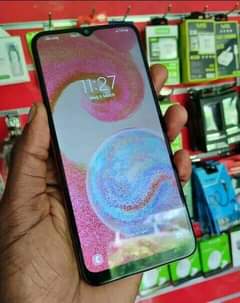 A picture of Samsung A04e