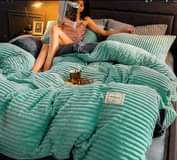 A picture of VOLVET DUVET