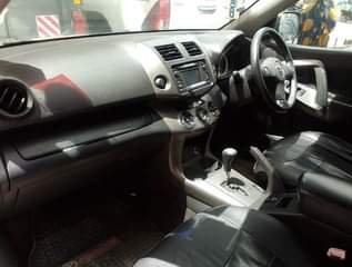 A picture of Toyota Rav4 Station wagon