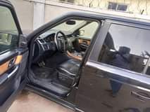 A picture of Range Rover sport 2010 Model engine smokes but moves perfectly