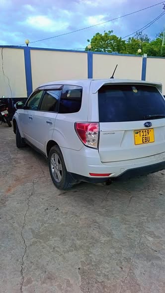 A picture of SUBARU FORESTER FULL DOCUMENTS FULL AC PRICE 15M 0785010182