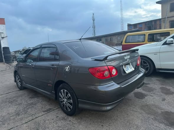 A picture of Foreign used toyota corolla sport
