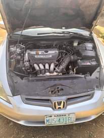 A picture of Honda Accord 2004